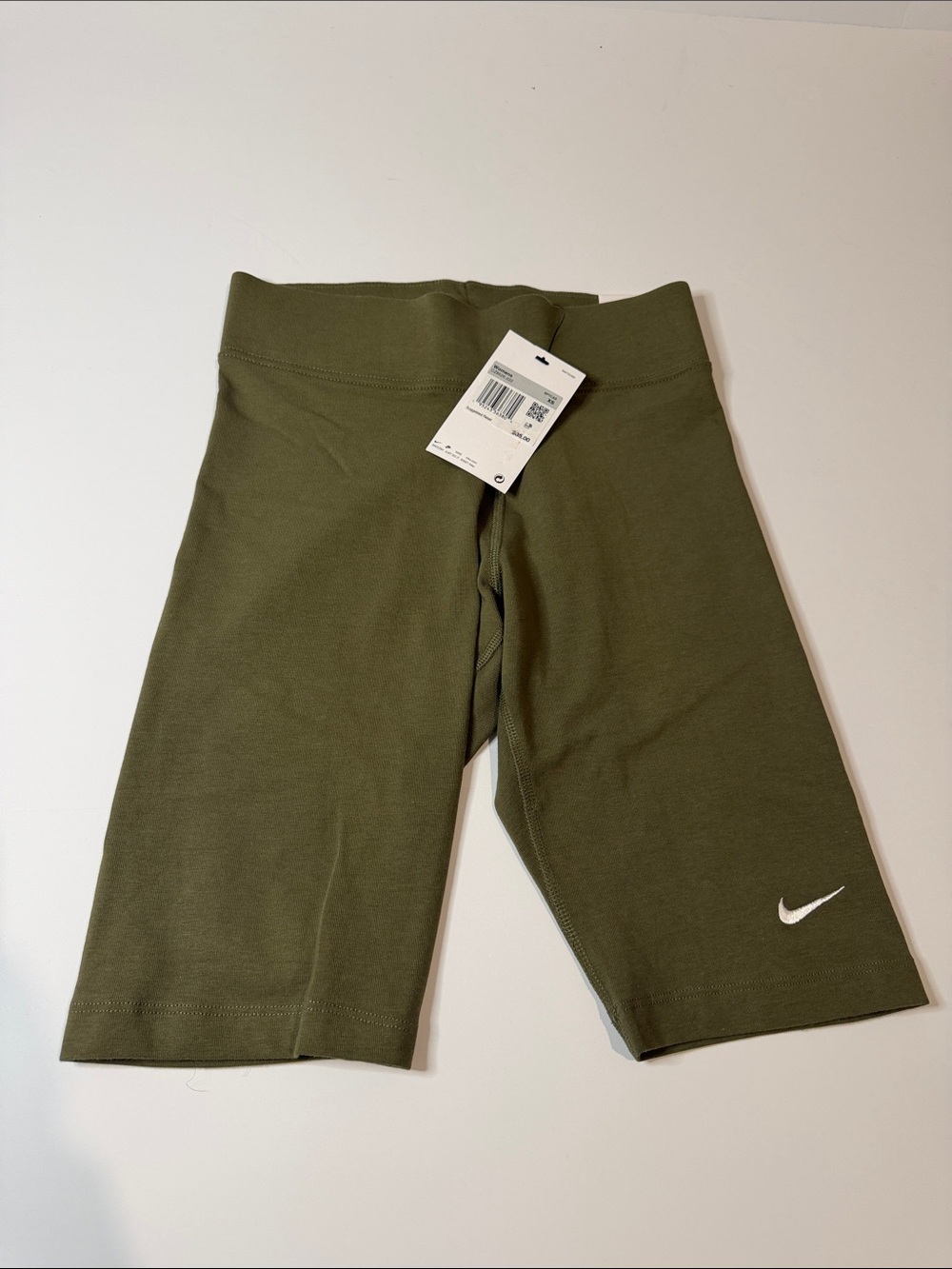Nike Women's Medium Olive /White  Bike Shorts Mid-Rise 10” Size XS